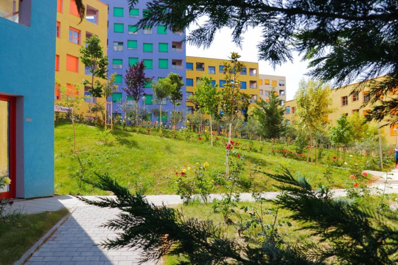 Comfy Studio At 'Mangalem21 Complex' Parking-Wifi-Ac-View Tirana Exterior photo